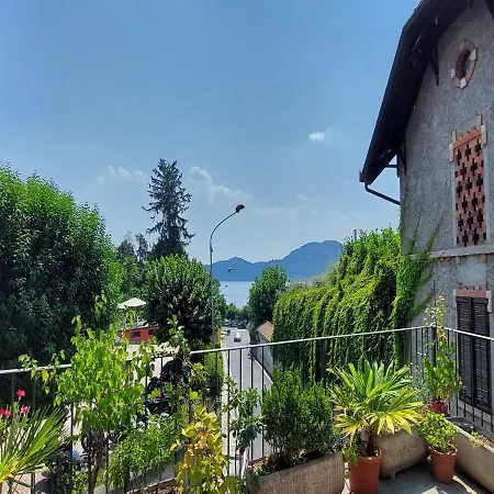 アパート Casa Al Vicolo Di 50mt From - Happy